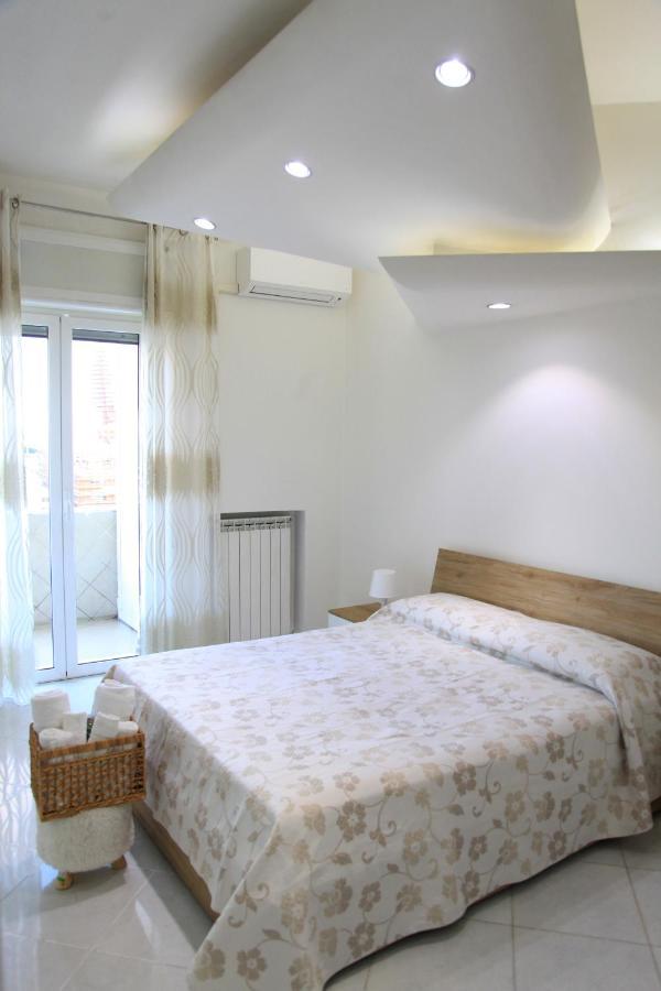 La Casetta Vista Mare Apartment Наполи Екстериор снимка